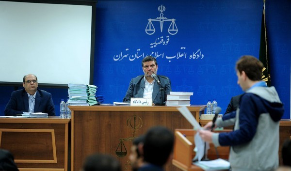 فساد مالی و اخلاقی قاضی صلواتی و احمدزاده به کمک صادق لاریجانی